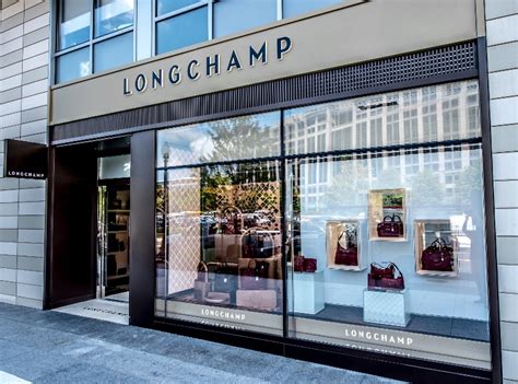 who owns longchamp.